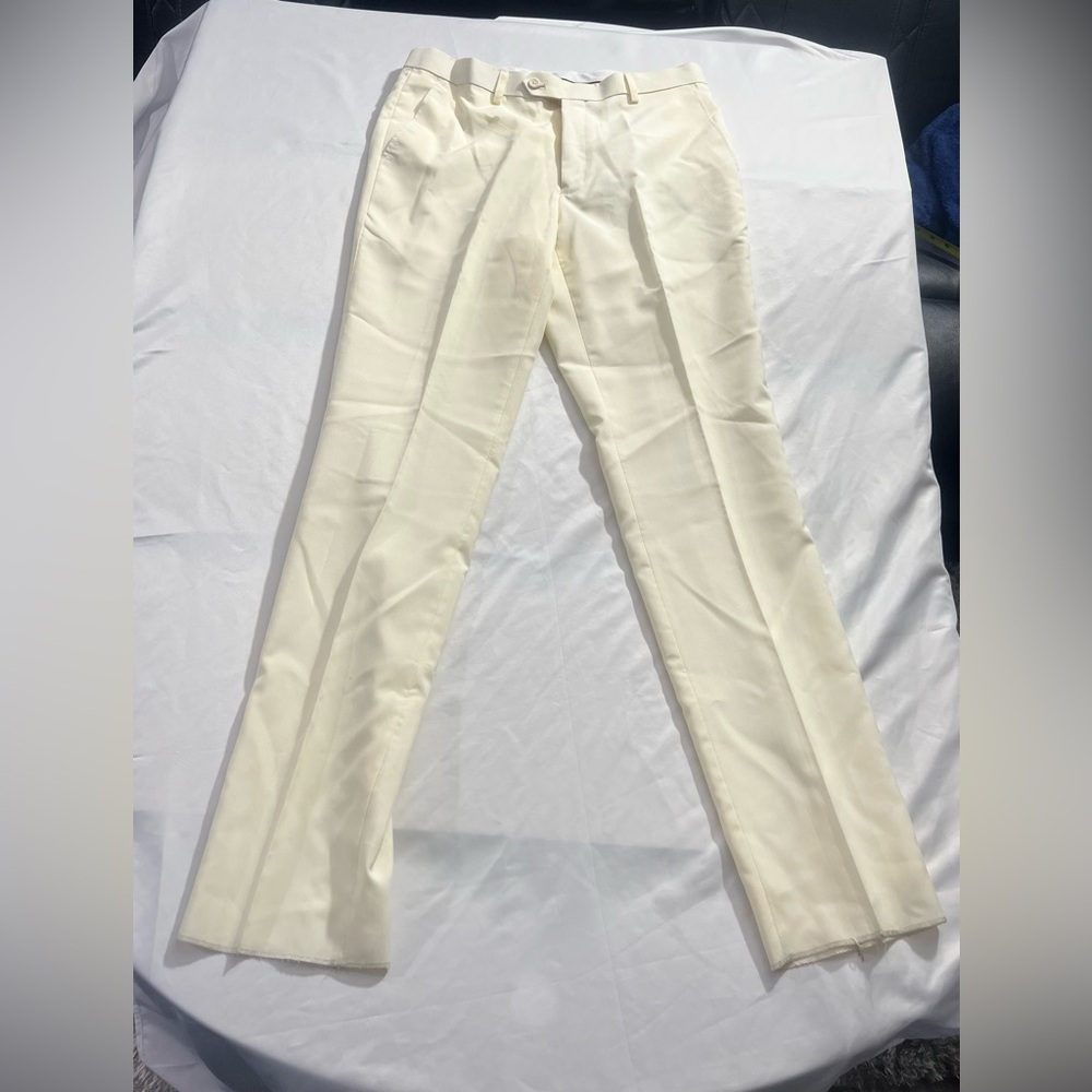 Men's Elegant Cream Suit - Picture 5 of 6
